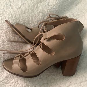 NEED 2 SELL ASAP-GENTLY WORN CHARLOTTE RUSSE HEELS